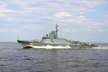 Россия выпускает в море ещё одного «жучка»