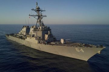 США разместят боевые корабли в нескольких километрах от Крыма