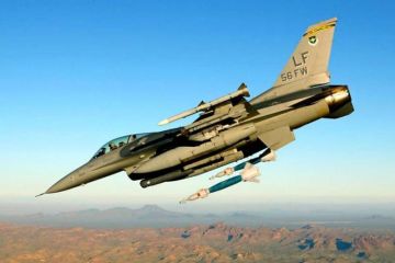 Lockheed Martin приземлили: Болгария отказывается от F-16