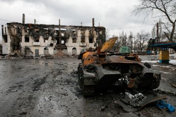 «Я тут лягу и умру»: как Углегорск пережил бомбежку 2015 года