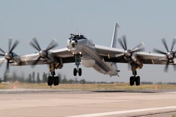Россия модернизирует сверхдальние противолодочные самолеты Ту-142