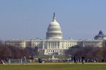 Сенат США не смог отменить решение Трампа по продаже оружия арабским странам