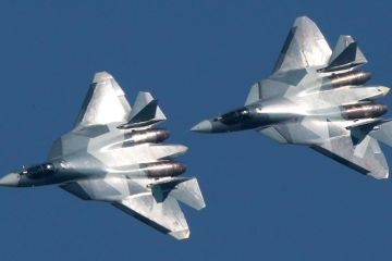 Су-57 против F-22 и F-35: кто кого?