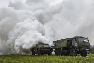 На Донгузском полигоне военные применили термодымовые машины