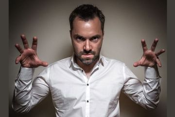 Арестович уже видит, как по Крещатику идут бойцы ЛДНР