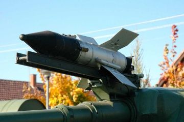 Советская "Малютка" разнесла в клочья израильский броневик