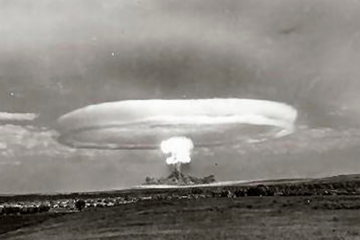 65 лет легендарной операции "Снежок". Как ковали ядерный щит союза?