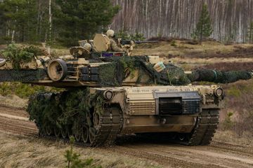 Зачем НАТО направила танки к границе с Белоруссией