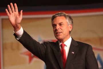 Бежавший посол США Хантсман запомнится болтанием в проруби и картой для оппозиции