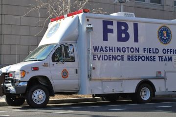 Экс-сотрудник ФСБ объяснил рекламу о наборе русских разведчиков в Facebook