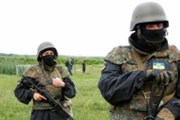 Нацбатальоны вывозят оружие из Донбасса и идут на Киев