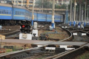 Планы Украины восстановить ж/д сообщение с Донбассом завязаны на "формулу Штайнмайера"