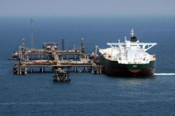 Поставки нефти на Кубу помогут России заработать на санкциях США