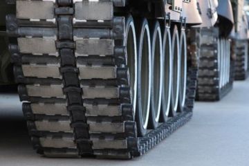 Мифом об "ордах" российских танков на Западе скрывают продвижение НАТО на Восток