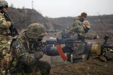 «Азов» с боем пытался прорваться через блокпост ВСУ: обе стороны понесли потери