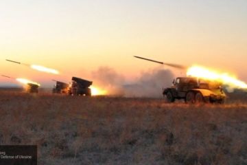 Силовики ВСУ расстреляли Коминтерново и направили «Грады» на Донецк