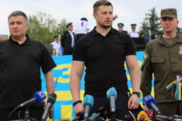 Билецкий не покинет Донбасс, пока Аваков не получит Харьков и Одессу