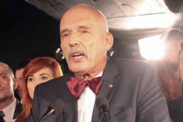 Польский политик: «щенкам» незачем дразнить «российского медведя»