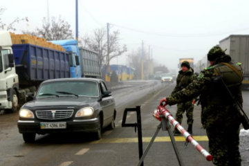 Украина затеяла масштабную стройку на границе с российским Крымом