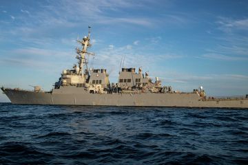 На корабле ВМС США установят первый боевой лазер