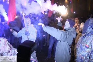 Радикал-национализм стал болезнью, от которой нужно лечить Украину