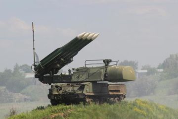 Украинцы стягивают "Буки" на границу с Крымом