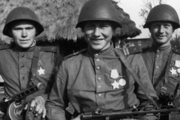 Почему на солдатских пуговицах Красной Армии было написано «Chicago»