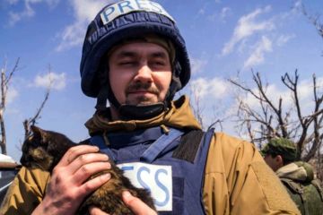 Военкор из Донецка Сергей Макаренко разоблачил фейковый обстрел Золотого