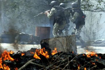 Бой на блокпосту: бойцы ВСУ уничтожили группу националистов