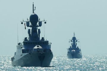 В Средиземном море прошли учения ВМФ и ВКС России