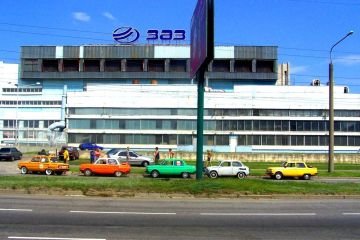 Украинский ЗАЗ берется за любую работу, чтобы спастись от банкротства