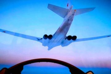 Sohu рассказало, как Ту-160 на форсаже ушел от японских F-35