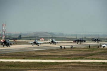 Южная Корея отказывается платить США за их военные базы