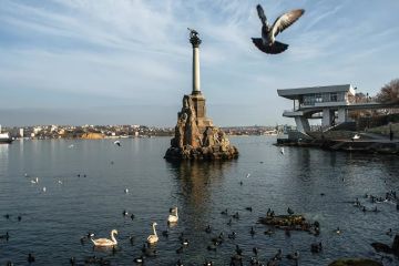 Украинец пристал к россиянам на борту самолета с вопросом о Крыме