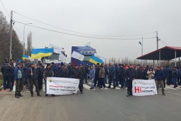 Украину захлестнула волна митингов против продажи земли иностранцам