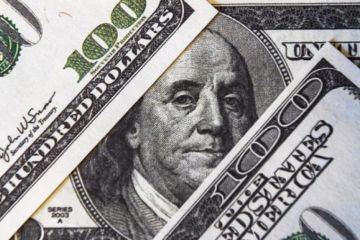 Новые санкции Минфина США: 100-долларовые купюры, имеющиеся у россиян, станут фантиками