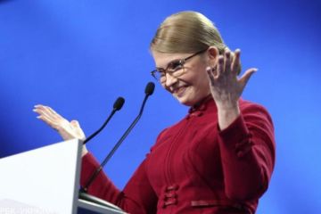 «Клоуна - геть». Коломойский двинет Тимошенко в президенты