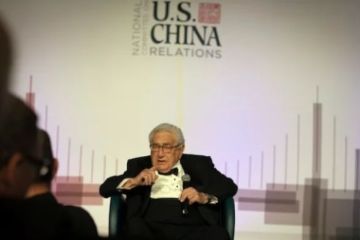 Киссинджер предупредил о «катастрофических последствиях» конфликта США и Китая