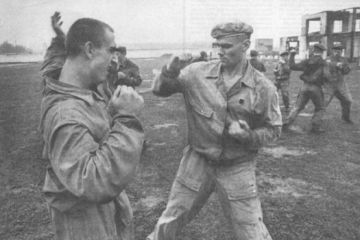 «Вэдэвэшник» против «морпеха»: кто победит в рукопашной