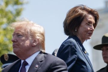 Бывший сотрудник ЦРУ рассказал о трагичных для США последствиях борьбы демократов с Трампом