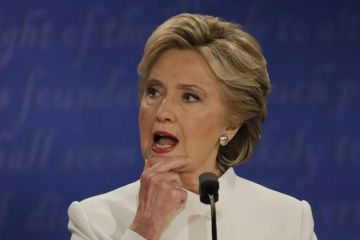 Хиллари Клинтон требует от Британии раскрыть богатых агентов Кремля