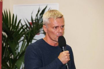 Политического решения по Донбассу нет, ведь Украина не ищет компромисс – Ваджра