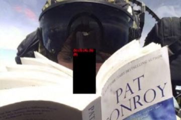 Летчик делал селфи: названа причина столкновения самолетов ВВС США