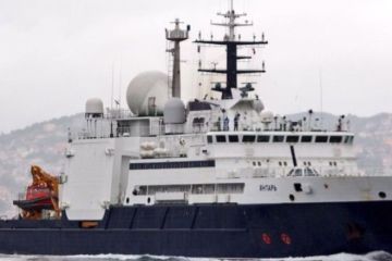 Американцы упустили загадочное российское судно