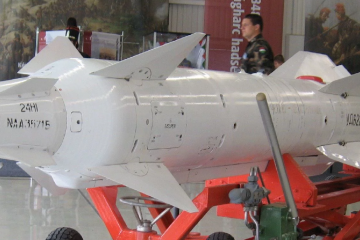 Военные случайно запустили спецракету в Крыму