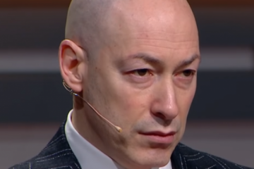 Дмитрий Гордон назвал Азарова пророком и лучшим премьером страны