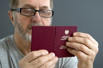 Экономист объяснил разницу между увеличением пенсионного возраста в странах ОЭСР и России