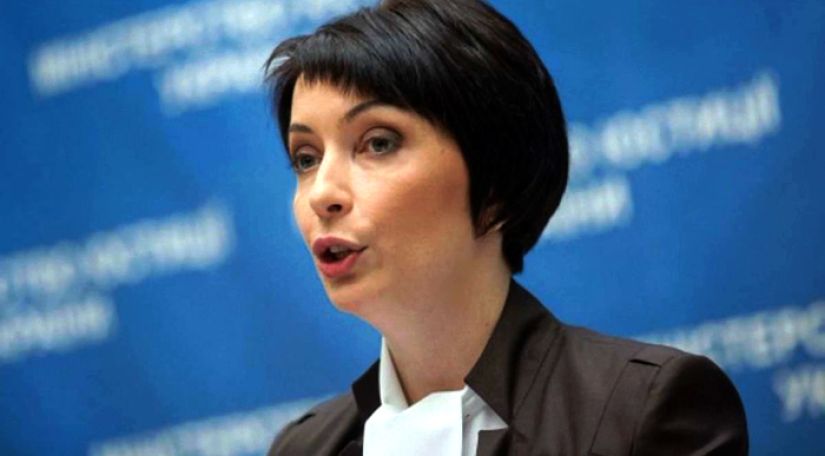Елена Лукаш Голая