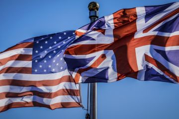 «Партнеры» снова бьют по интересам США - в Лондоне поддержали Макрона в вопросе НАТО