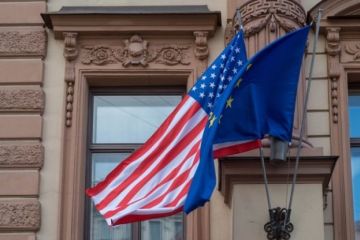 ЕС "близорукой" политикой передал российский рынок Китаю в угоду США